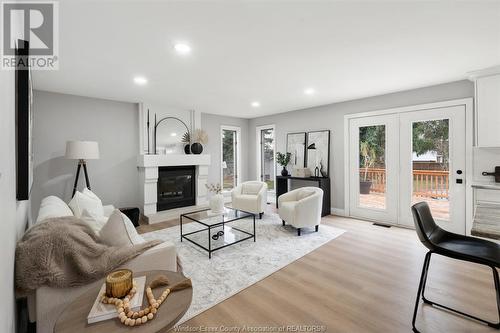 169 Ryan Street, Amherstburg, ON - Indoor Photo Showing Living Room With Fireplace