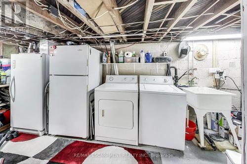 4 Martin Street, Thorold, ON - Indoor Photo Showing Laundry Room