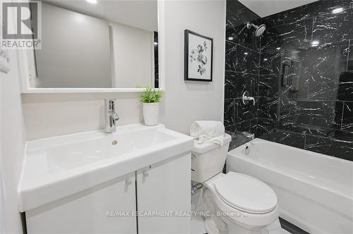 Lower - 180 Tolton Avenue, Hamilton, ON - Indoor Photo Showing Bathroom