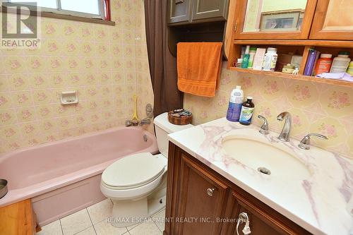 57 Cameo Avenue, Hamilton, ON - Indoor Photo Showing Bathroom