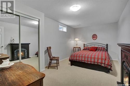 407 Beerling Crescent, Saskatoon, SK - Indoor Photo Showing Bedroom