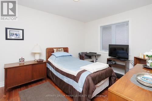 23 Denfield Road, Kawartha Lakes (Lindsay), ON - Indoor Photo Showing Bedroom