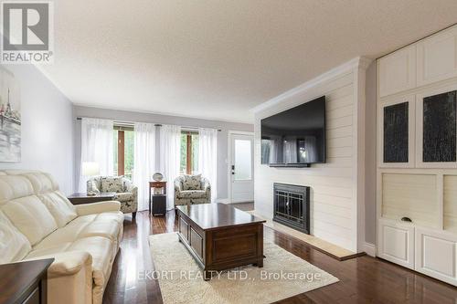 24 Kaiser Court, Belleville, ON - Indoor Photo Showing Living Room With Fireplace