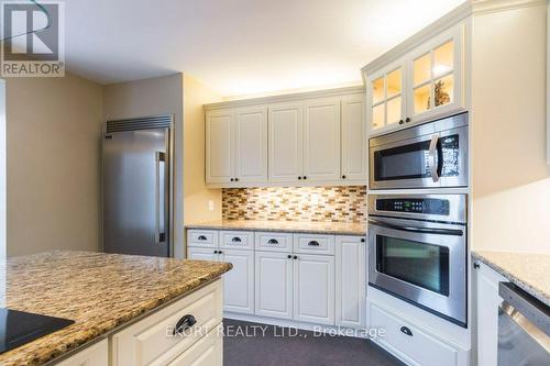 24 Kaiser Court, Belleville, ON - Indoor Photo Showing Kitchen