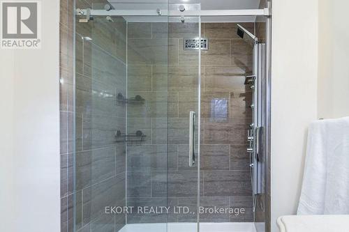 24 Kaiser Court, Belleville, ON - Indoor Photo Showing Bathroom