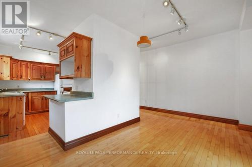 164 Sunnyside Avenue, Ottawa, ON - Indoor Photo Showing Kitchen