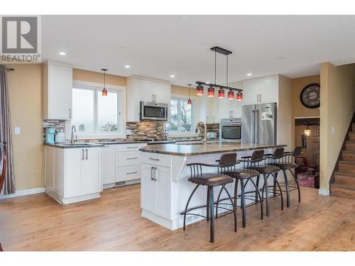 2308 Thacker Drive, West Kelowna, BC - Indoor Photo Showing Kitchen With Upgraded Kitchen