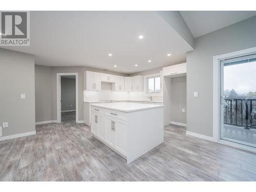 Bright and modern suite - 2308 Thacker Drive, West Kelowna, BC - Indoor Photo Showing Other Room