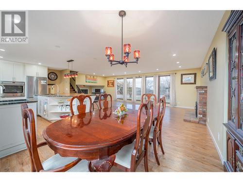 Dining room - 2308 Thacker Drive, West Kelowna, BC - Indoor Photo Showing Dining Room