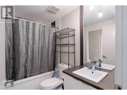 1290 St Paul Street Unit# 413, Kelowna, BC - Indoor Photo Showing Bathroom