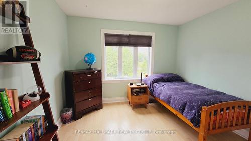 103 Lady Slipper Way, Ottawa, ON - Indoor Photo Showing Bedroom