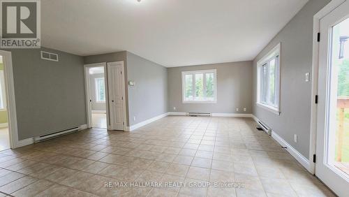 103 Lady Slipper Way, Ottawa, ON - Indoor Photo Showing Other Room