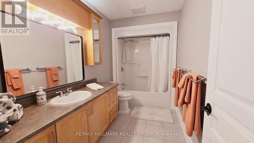 103 Lady Slipper Way, Ottawa, ON - Indoor Photo Showing Bathroom