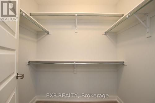 231 Anyolite, Ottawa, ON - Indoor With Storage