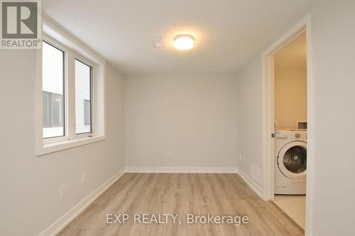 231 Anyolite, Ottawa, ON - Indoor Photo Showing Laundry Room