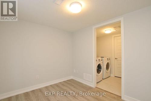 231 Anyolite, Ottawa, ON - Indoor Photo Showing Laundry Room