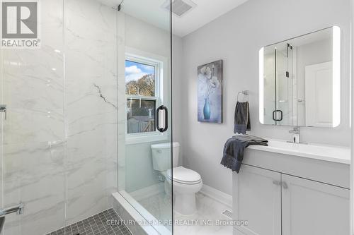 32 Brookridge Drive, Toronto, ON - Indoor Photo Showing Bathroom