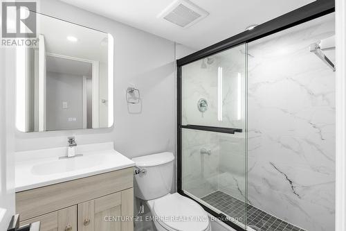 32 Brookridge Drive, Toronto, ON - Indoor Photo Showing Bathroom