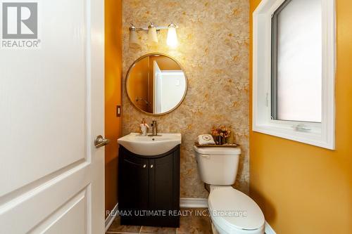 58 Coranto Way, Vaughan, ON - Indoor Photo Showing Bathroom