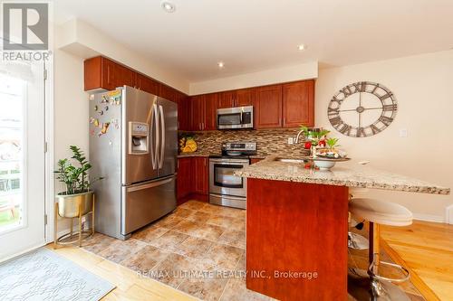 58 Coranto Way, Vaughan, ON - Indoor Photo Showing Kitchen