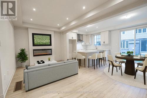 182 Durham Avenue, Barrie, ON - Indoor Photo Showing Dining Room