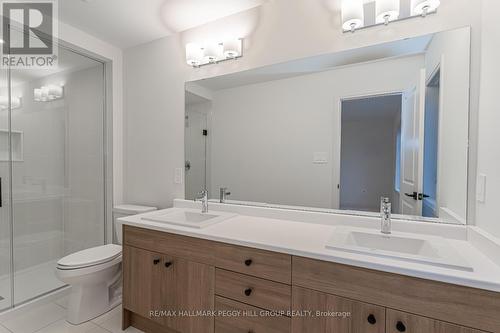 182 Durham Avenue, Barrie, ON - Indoor Photo Showing Bathroom