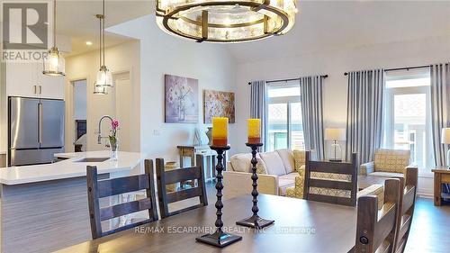 111 Clippers Lane, Blue Mountains, ON - Indoor Photo Showing Dining Room