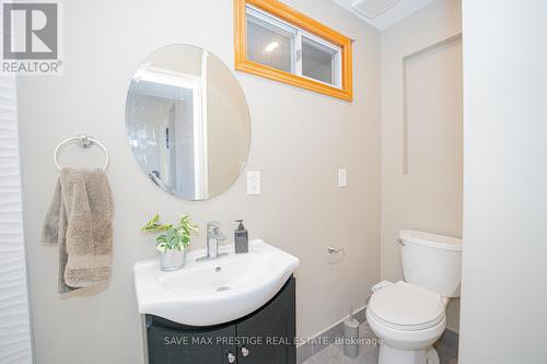 84 Wimbleton Crescent, Kitchener, ON - Indoor Photo Showing Bathroom