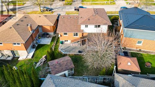 84 Wimbleton Crescent, Kitchener, ON - Outdoor