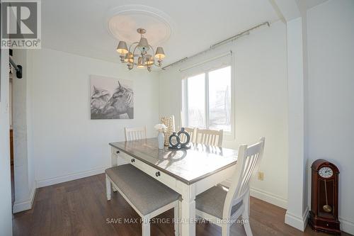 84 Wimbleton Crescent, Kitchener, ON - Indoor Photo Showing Dining Room