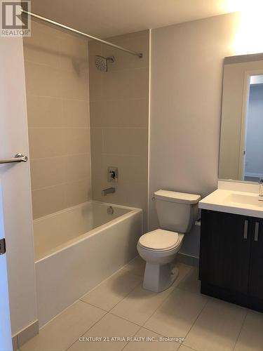 1908 - 7895 Jane Street, Vaughan, ON - Indoor Photo Showing Bathroom