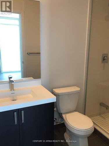 1908 - 7895 Jane Street, Vaughan, ON - Indoor Photo Showing Bathroom