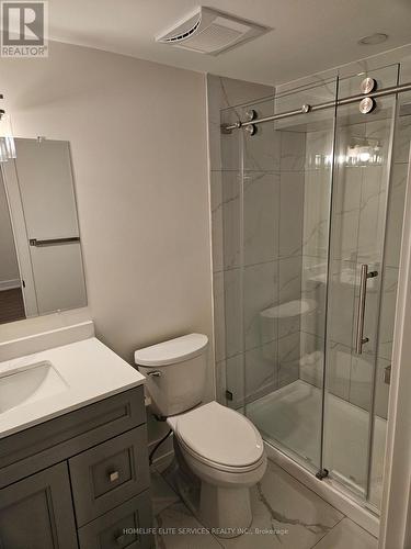 40 Northway Avenue, Whitchurch-Stouffville, ON - Indoor Photo Showing Bathroom