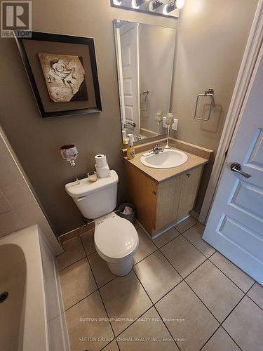 707 - 215 Queen Street E, Brampton, ON - Indoor Photo Showing Bathroom