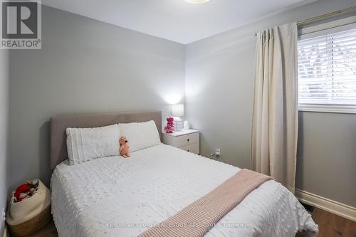 17 Moultrey Crescent, Halton Hills, ON - Indoor Photo Showing Bedroom