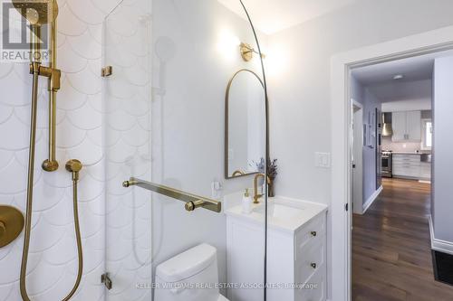 17 Moultrey Crescent, Halton Hills, ON - Indoor Photo Showing Bathroom