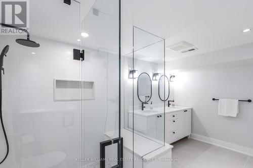 17 Moultrey Crescent, Halton Hills, ON - Indoor Photo Showing Bathroom