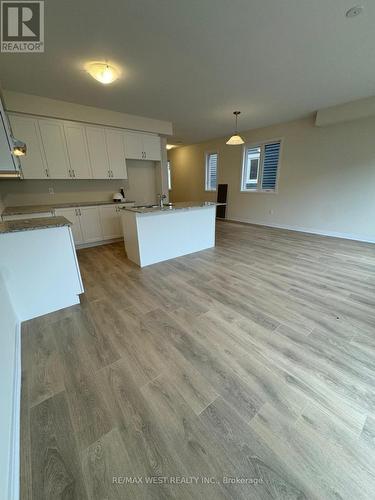 36 Brown Street, Erin, ON - Indoor Photo Showing Kitchen