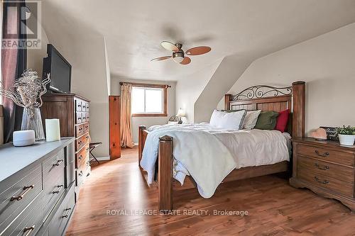 3173 Young Road, Haldimand, ON - Indoor Photo Showing Bedroom