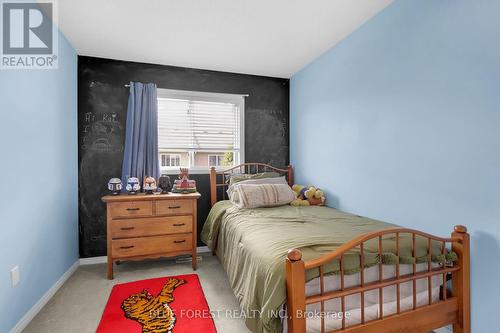 37 - 1600 Mickleborough Avenue, London, ON - Indoor Photo Showing Bedroom