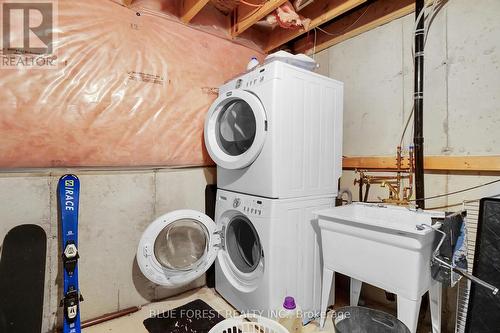 37 - 1600 Mickleborough Avenue, London, ON - Indoor Photo Showing Laundry Room