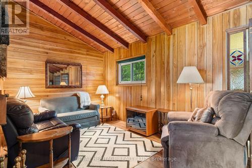 132 Peepy Horn Road, Marmora And Lake, ON - Indoor Photo Showing Living Room