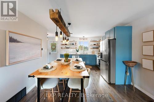 1684 Battersea Road, Kingston (City North Of 401), ON - Indoor Photo Showing Dining Room