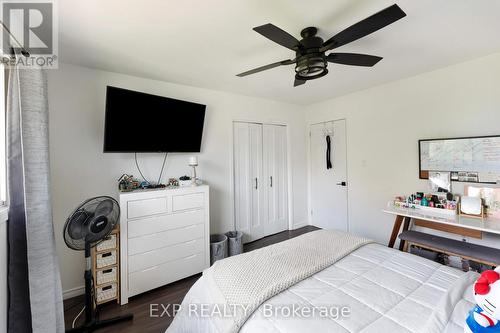 1684 Battersea Road, Kingston (City North Of 401), ON - Indoor Photo Showing Bedroom