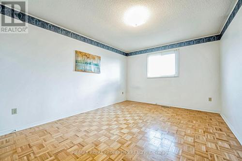 31 Orleans Drive, Toronto, ON - Indoor Photo Showing Other Room