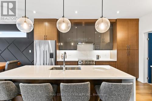 1754 Brayford Avenue, London, ON - Indoor Photo Showing Kitchen With Double Sink With Upgraded Kitchen