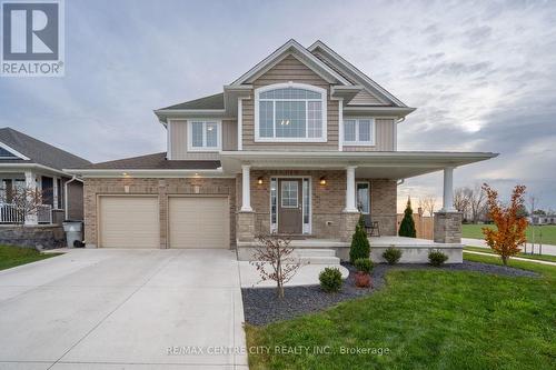 192 Everett Lane, Strathroy-Caradoc (Ne), ON - Outdoor With Deck Patio Veranda With Facade