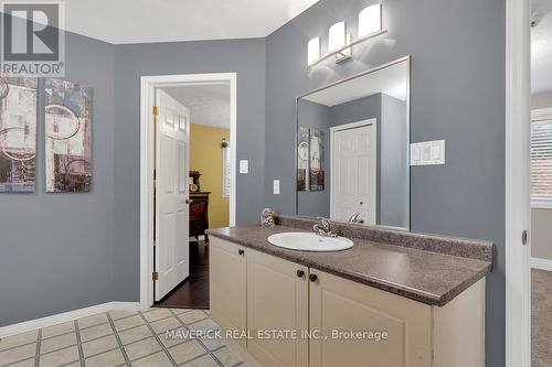 216 Wonham Street N, Ingersoll (Ingersoll - North), ON - Indoor Photo Showing Bathroom