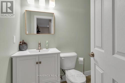 216 Wonham Street N, Ingersoll (Ingersoll - North), ON - Indoor Photo Showing Bathroom