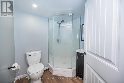 36 Labine Crescent, Petawawa, ON - Indoor Photo Showing Bathroom